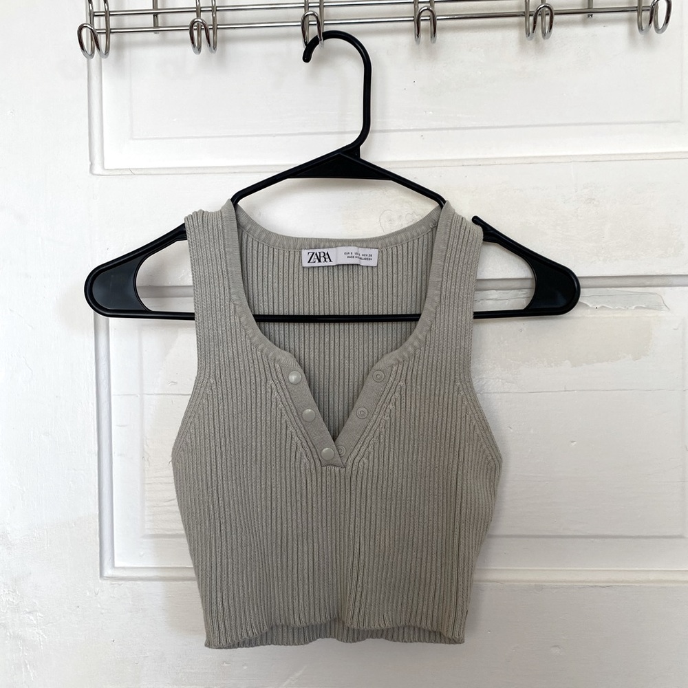 Zara - Knit Crop Top
